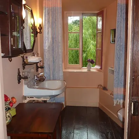 Chateau De Frugie B&B *